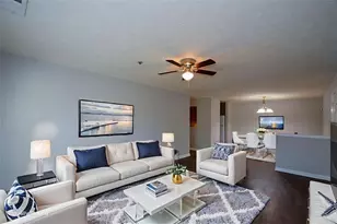 8304 Fairington Village Dr, Lithonia, GA 30038 - Photo 7