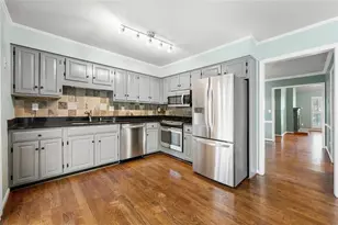 1214 Defoors Ct NW, Atlanta, GA 30318 - Photo 11