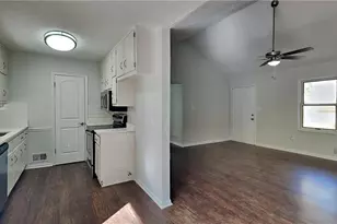 130 Fairview Dr, Stockbridge, GA 30281 - Photo 5