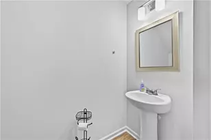 5615 Parkview Ln, Flowery Branch, GA 30542 - Photo 11