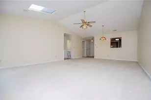 7125 Woodridge Ln, Union City, GA 30291 - Photo 9