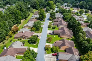 7125 Woodridge Ln, Union City, GA 30291 - Photo 3