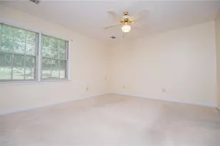 7125 Woodridge Ln, Union City, GA 30291 - Photo 11