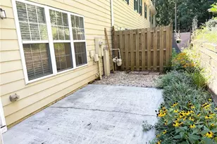 2075 Pine Tree Dr, Buford, GA 30518 - Photo 17