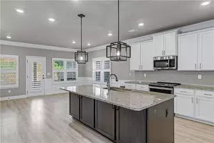 1717 Castleberry Ln, Buford, GA 30518 - Photo 11