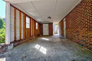 3139 Dodson Dr, East Point, GA 30344 - Photo 23