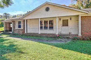 3139 Dodson Dr, East Point, GA 30344 - Photo 3