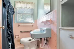 3139 Dodson Dr, East Point, GA 30344 - Photo 19