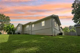 3119 Gillsville Hwy, Gainesville, GA 30507 - Photo 3