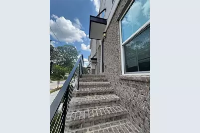 2551 Astaire Court NW, Atlanta, GA 30318 - Photo 5