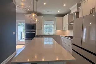 2551 Astaire Ct NW, Atlanta, GA 30318 - Photo 7