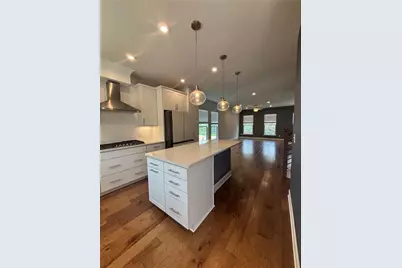 2551 Astaire Court NW, Atlanta, GA 30318 - Photo 9