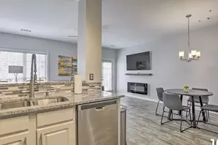 7129 Biltmore Way, Lithonia, GA 30058 - Photo 3