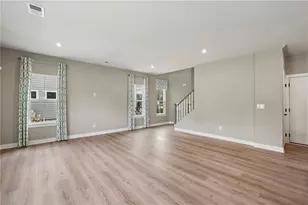 39 Clubview Dr, Hoschton, GA 30548 - Photo 9