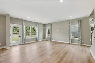 39 Clubview Dr, Hoschton, GA 30548 - Photo 11