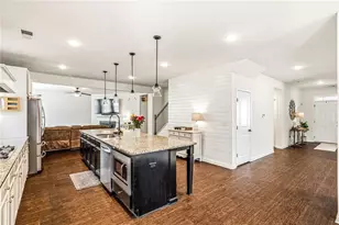 5550 Mirror Lake Dr, Cumming, GA 30028 - Photo 7