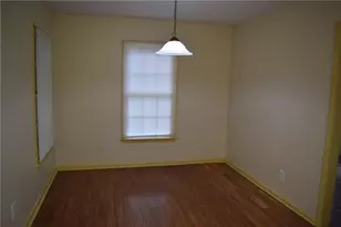 475 Holly Ridge Dr NW, Lilburn, GA 30047 - Photo 9