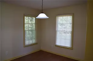 475 Holly Ridge Dr NW, Lilburn, GA 30047 - Photo 15