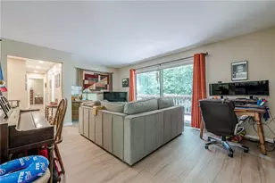 3671 Cold Spring Ln, Atlanta, GA 30341 - Photo 9