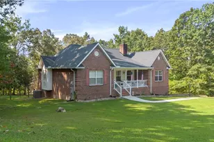 201 Van Dell Dr, Rock Spring, GA 30739 - Photo 5