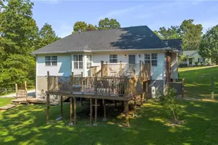 201 Van Dell Dr, Rock Spring, GA 30739 - Photo 11