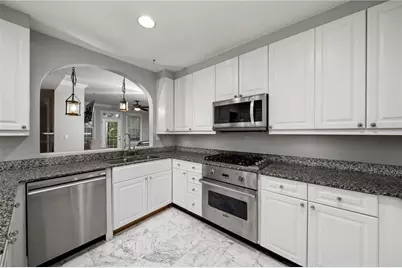 1735 Peachtree Street NE #428, Atlanta, GA 30309 - Photo 11