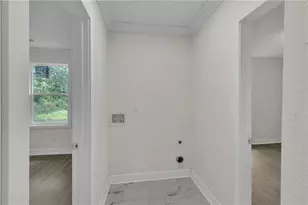 332 Lee St, Forest Park, GA 30297 - Photo 9