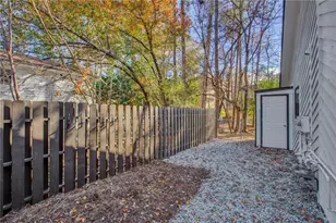 1010 Mathews Ct SE, Smyrna, GA 30080 - Photo 21