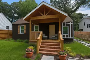 1101 Oak Knoll Terrace SE, Atlanta, GA 30315 - Photo 3