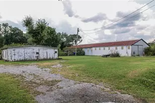 51 W Main St, Kingston, GA 30145 - Photo 3