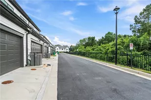 2410 Lakeshore Ln SE, Atlanta, GA 30316 - Photo 23