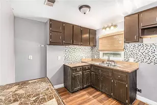 2383 Baywood Dr SE, Atlanta, GA 30315 - Photo 11