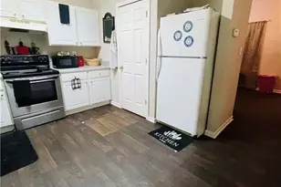 3607 Ginnis Dr SW, Atlanta, GA 30331 - Photo 9