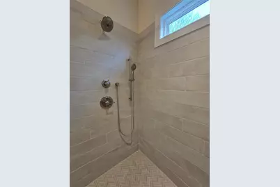 120 Poplar Street, Buford, GA 30518 - Photo 23