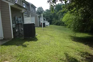 8391 Carlington Ln, Jonesboro, GA 30236 - Photo 3