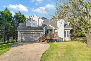 359 Scenic Ln, Auburn, GA 30011 - Photo 1