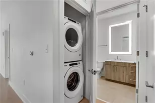 775 Juniper St NE, Atlanta, GA 30308 - Photo 17