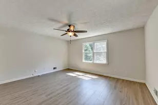 1626 Scholar Dr, Lawrenceville, GA 30044 - Photo 15