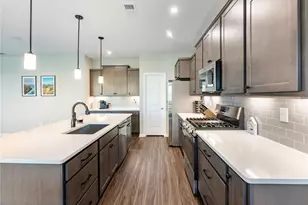 627 Michigan Cir, Hoschton, GA 30548 - Photo 13