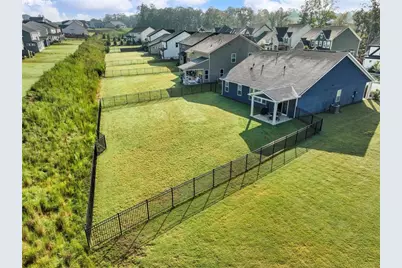 627 Michigan Circle, Hoschton, GA 30548 - Photo 3