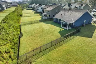 627 Michigan Cir, Hoschton, GA 30548 - Photo 3