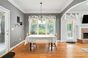 1046 Creek Side Dr, Canton, GA 30115 - Photo 7