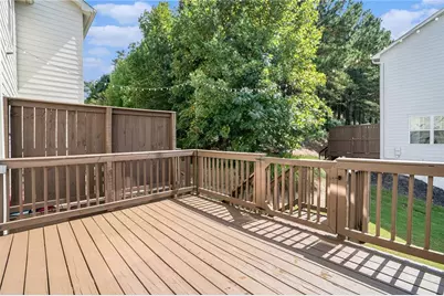 1184 Liberty Parkway NW, Atlanta, GA 30318 - Photo 33