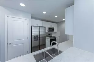 3040 Peachtree Rd NW, Atlanta, GA 30305 - Photo 7