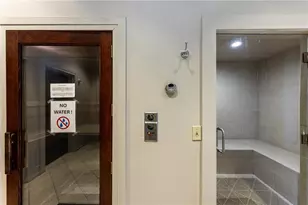 3040 Peachtree Rd NW, Atlanta, GA 30305 - Photo 23