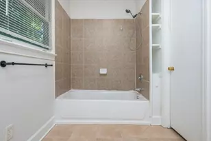 1392 Lively Ridge Rd NE, Atlanta, GA 30329 - Photo 37