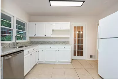 1392 Lively Ridge Road NE, Atlanta, GA 30329 - Photo 13