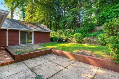 1392 Lively Ridge Road NE, Atlanta, GA 30329 - Photo 41