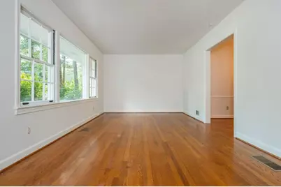 1392 Lively Ridge Road NE, Atlanta, GA 30329 - Photo 9