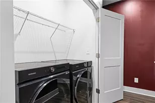 988 Viney Way NW, Atlanta, GA 30318 - Photo 19